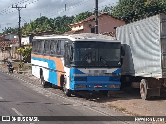 Ônibus Particulares 7702 na cidade de Igarapé-Açu, Pará, Brasil, por Neyvison Lucas. Número da foto: #12597972.
