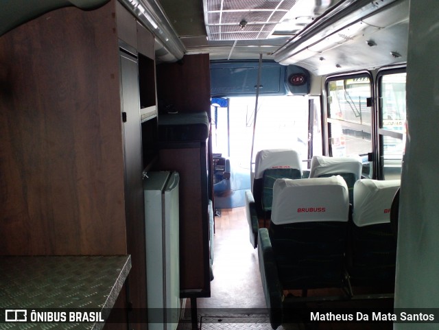 Brubuss Transportes 100 na cidade de Barueri, São Paulo, Brasil, por Matheus Da Mata Santos. Número da foto: #12598497.