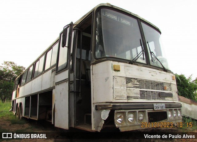 Sucata e Desmanches 1683 na cidade de Ibirité, Minas Gerais, Brasil, por Vicente de Paulo Alves. Número da foto: #12596315.