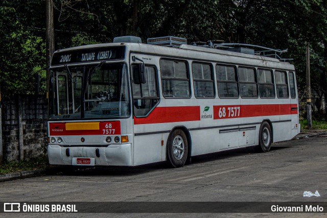Himalaia Transportes > Ambiental Transportes Urbanos 68 7577 na cidade de São Paulo, São Paulo, Brasil, por Giovanni Melo. Número da foto: #12598570.
