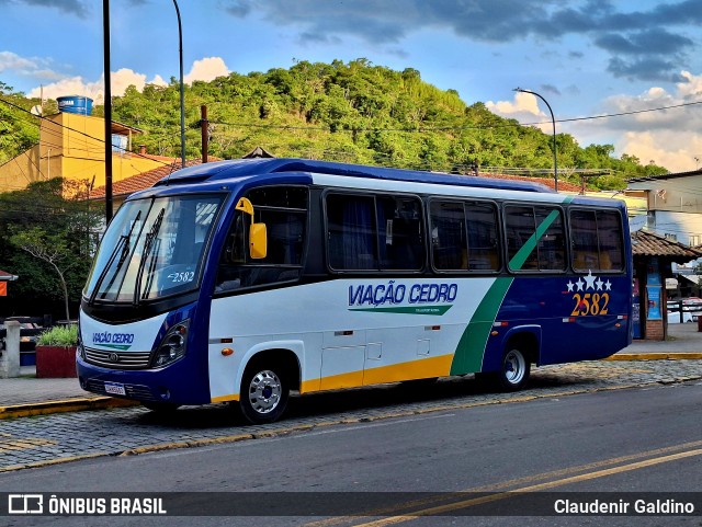 Viação Cedro 2582 na cidade de Areal, Rio de Janeiro, Brasil, por Claudenir Galdino. Número da foto: #12596777.