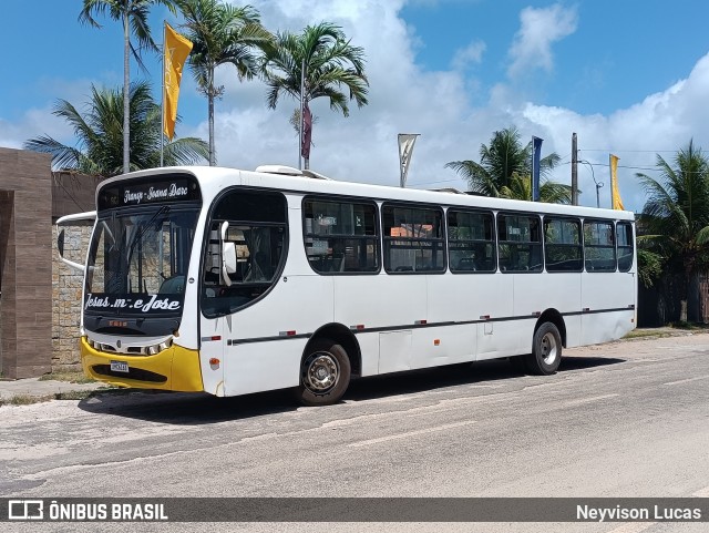 Ônibus Particulares 6I63 na cidade de Salinópolis, Pará, Brasil, por Neyvison Lucas. Número da foto: #12597927.
