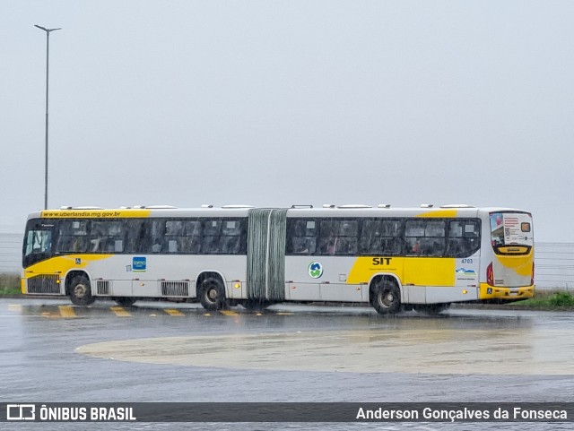 Viação Sorriso de Minas 4703 na cidade de Uberlândia, Minas Gerais, Brasil, por Anderson Gonçalves da Fonseca. Número da foto: #12601317.