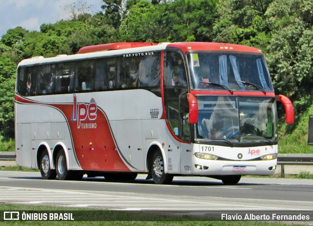 Ipê Turismo 1701 na cidade de Araçariguama, São Paulo, Brasil, por Flavio Alberto Fernandes. Número da foto: #12599605.