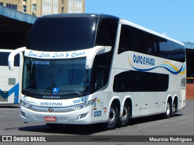 Viação Ouro e Prata 1003 na cidade de Porto Alegre, Rio Grande do Sul, Brasil, por Maurício Rodrigues. Número da foto: #12601186.