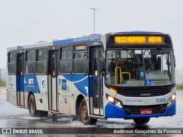Viação Sorriso de Minas 5305 na cidade de Uberlândia, Minas Gerais, Brasil, por Anderson Gonçalves da Fonseca. Número da foto: #12601324.
