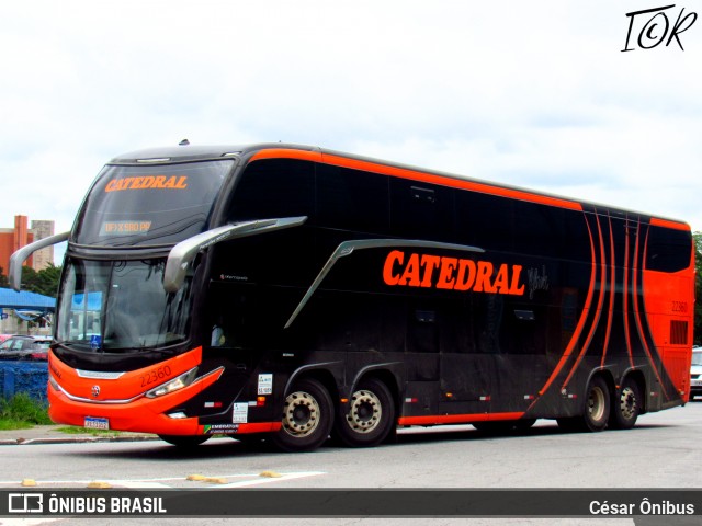 Catedral Turismo 22360 na cidade de São Paulo, São Paulo, Brasil, por César Ônibus. Número da foto: #12600623.