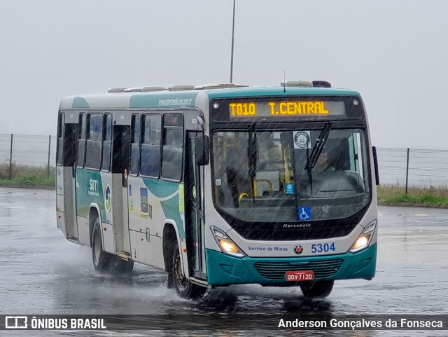 Viação Sorriso de Minas 5304 na cidade de Uberlândia, Minas Gerais, Brasil, por Anderson Gonçalves da Fonseca. Número da foto: #12601280.