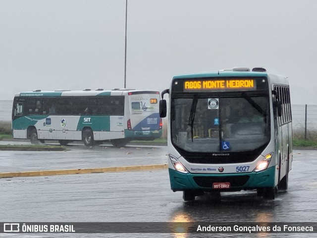 Viação Sorriso de Minas 5027 na cidade de Uberlândia, Minas Gerais, Brasil, por Anderson Gonçalves da Fonseca. Número da foto: #12601256.