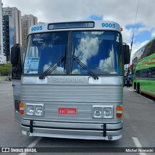 Wilson Tur 9005 na cidade de Barueri, São Paulo, Brasil, por Michel Nowacki. Número da foto: #12601178.