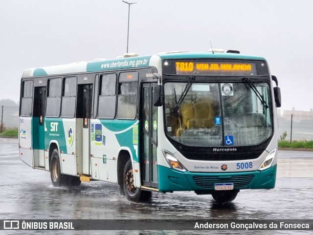 Viação Sorriso de Minas 5008 na cidade de Uberlândia, Minas Gerais, Brasil, por Anderson Gonçalves da Fonseca. Número da foto: #12601329.