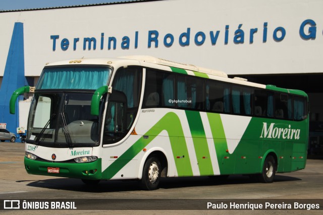 Empresa de Transportes e Turismo Moreira 2205 na cidade de Goiânia, Goiás, Brasil, por Paulo Henrique Pereira Borges. Número da foto: #12534049.