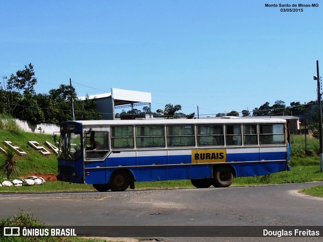 Transporte Rural 9209 na cidade de Monte Santo de Minas, Minas Gerais, Brasil, por Douglas Freitas. Número da foto: #12533540.