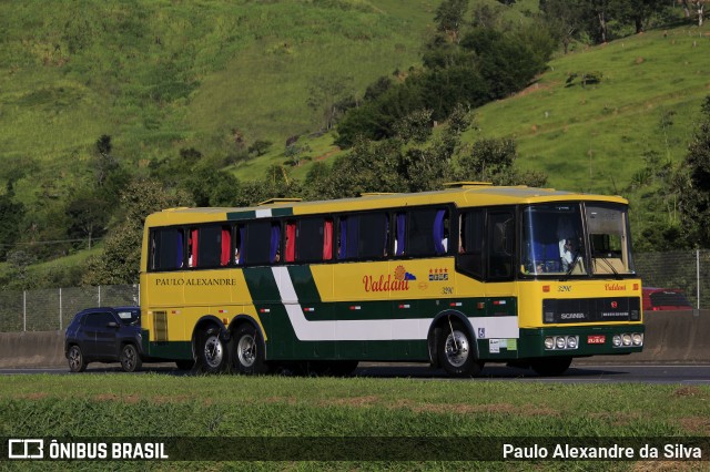 Valdani Turismo 3290 na cidade de Aparecida, São Paulo, Brasil, por Paulo Alexandre da Silva. Número da foto: #12533809.