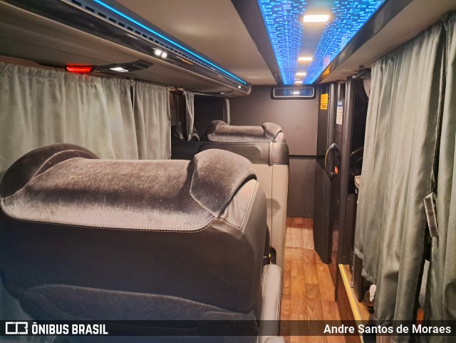 Auto Viação Catarinense 323002 na cidade de Londrina, Paraná, Brasil, por Andre Santos de Moraes. Número da foto: #12532139.