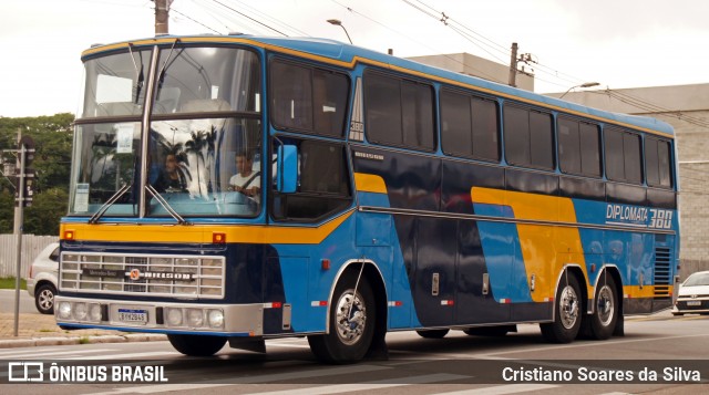 Ônibus Particulares DIPLOMATA 380 na cidade de Barueri, São Paulo, Brasil, por Cristiano Soares da Silva. Número da foto: #12603019.