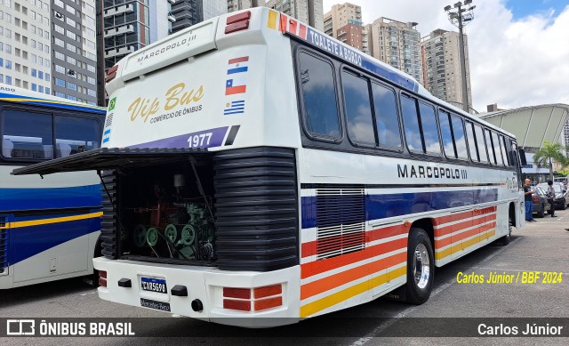 Vip Bus Comércio de Ônibus 1977 na cidade de Barueri, São Paulo, Brasil, por Carlos Júnior. Número da foto: #12602285.