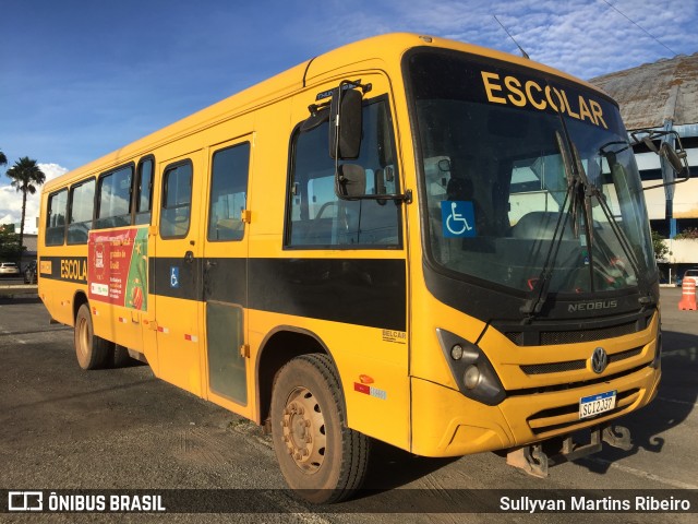 Escolares 2937 na cidade de Anápolis, Goiás, Brasil, por Sullyvan Martins Ribeiro. Número da foto: #12602843.