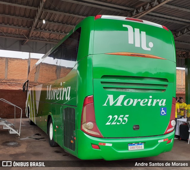 Empresa de Transportes e Turismo Moreira 2255 na cidade de Goiânia, Goiás, Brasil, por Andre Santos de Moraes. Número da foto: #12603050.