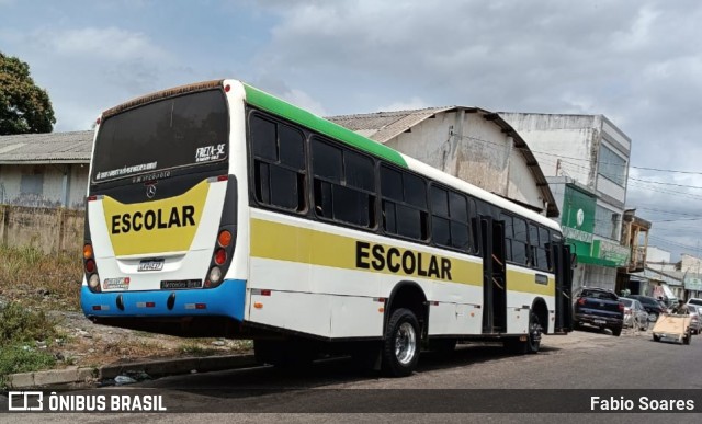 Escolares 4E37 na cidade de Castanhal, Pará, Brasil, por Fabio Soares. Número da foto: #12602869.