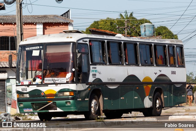 Ônibus Particulares 5050 na cidade de Belém, Pará, Brasil, por Fabio Soares. Número da foto: #12535210.