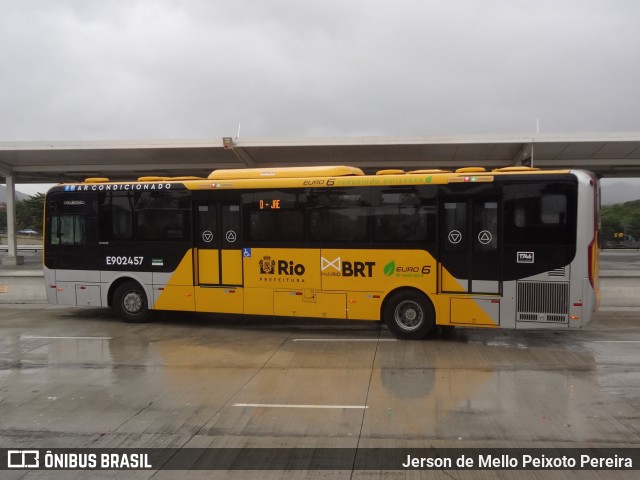 Mobi Rio E902457 na cidade de Rio de Janeiro, Rio de Janeiro, Brasil, por Jerson de Mello Peixoto Pereira. Número da foto: #12537037.