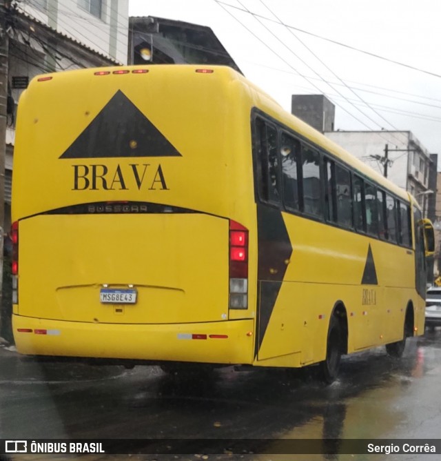 Ônibus Particulares 8E43 na cidade de Vila Velha, Espírito Santo, Brasil, por Sergio Corrêa. Número da foto: #12538264.