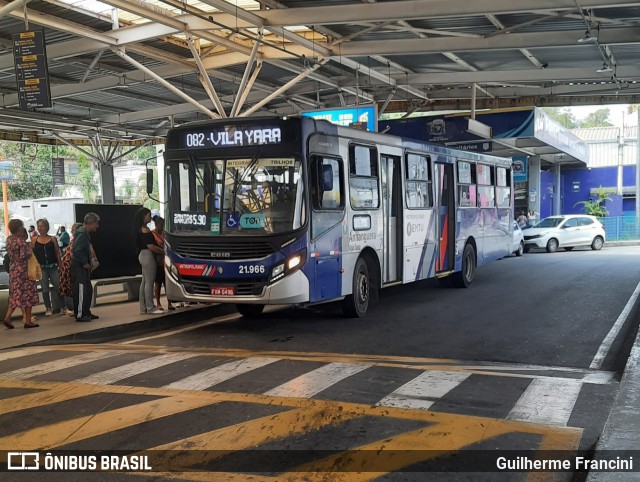 Viação Osasco 21.966 na cidade de Santana de Parnaíba, São Paulo, Brasil, por Guilherme Francini. Número da foto: #12537447.