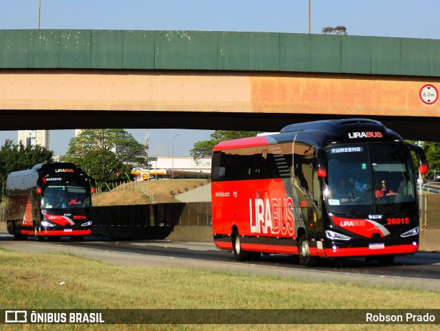 Lirabus 26015 na cidade de São José dos Campos, São Paulo, Brasil, por Robson Prado. Número da foto: #12541275.