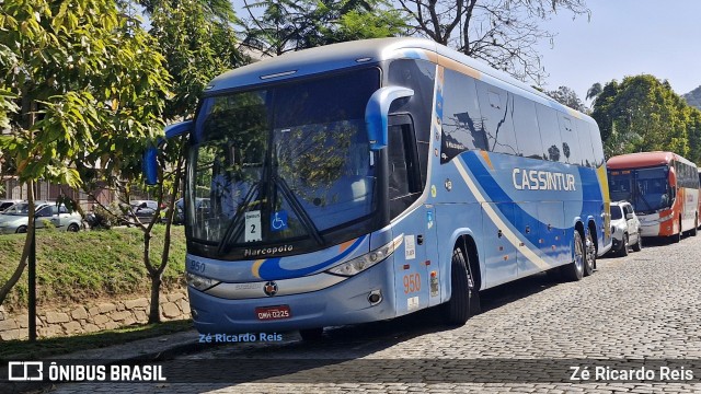 Cassintur 950 na cidade de Petrópolis, Rio de Janeiro, Brasil, por Zé Ricardo Reis. Número da foto: #12539586.
