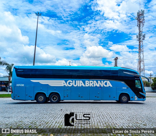 Viação Águia Branca 33430 na cidade de Campos dos Goytacazes, Rio de Janeiro, Brasil, por Lucas de Souza Pereira. Número da foto: #12540833.