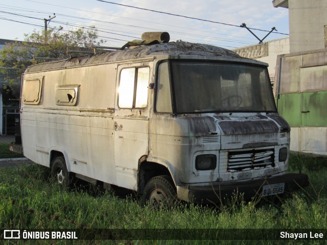 Motorhomes 6645 na cidade de Gravataí, Rio Grande do Sul, Brasil, por Shayan Lee. Número da foto: #12539933.