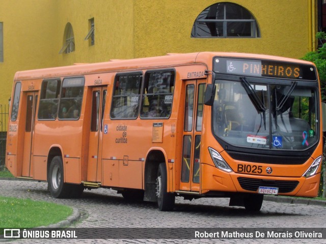 Transporte Coletivo Glória BI025 na cidade de Curitiba, Paraná, Brasil, por Robert Matheus De Morais Oliveira. Número da foto: #12543711.