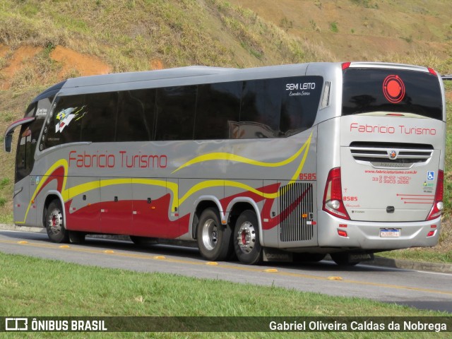 Fabricio Turismo 8585 na cidade de Aparecida, São Paulo, Brasil, por Gabriel Oliveira Caldas da Nobrega. Número da foto: #12543927.