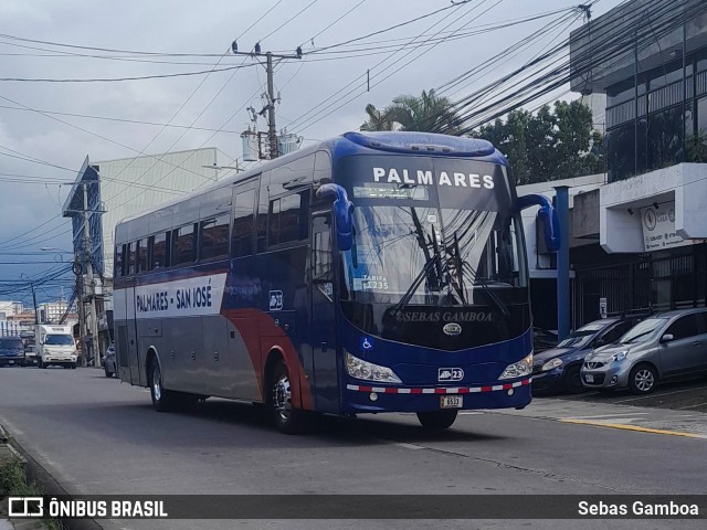 ATP - Autotransportes Palmares 23 na cidade de Merced, San José, San José, Costa Rica, por Sebas Gamboa. Número da foto: #12546528.