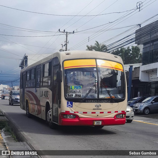 La 400 114 na cidade de Merced, San José, San José, Costa Rica, por Sebas Gamboa. Número da foto: #12546537.