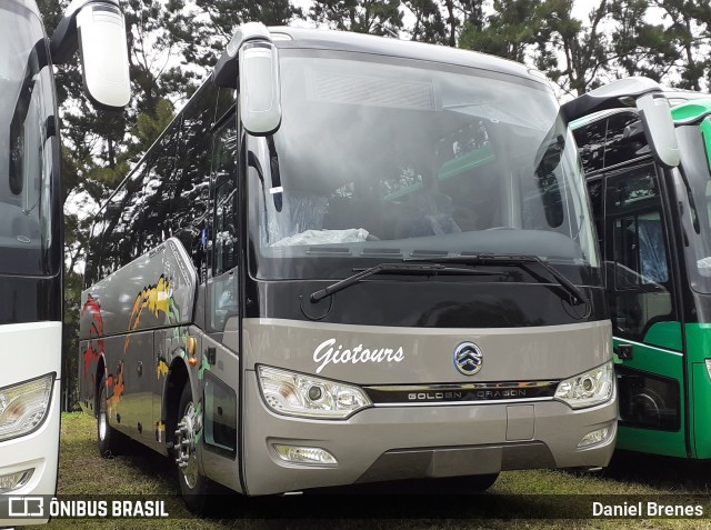 Autobuses sin identificación - Costa Rica  na cidade de La Uruca, San José, San José, Costa Rica, por Daniel Brenes. Número da foto: #12603385.