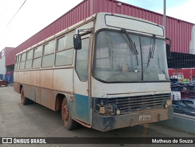Ônibus Particulares 4560 na cidade de Luziânia, Goiás, Brasil, por Matheus de Souza. Número da foto: #12606562.