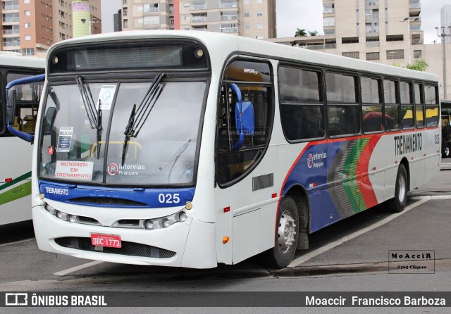 Viação Pirajuçara 025 na cidade de Barueri, São Paulo, Brasil, por Moaccir  Francisco Barboza. Número da foto: #12604525.