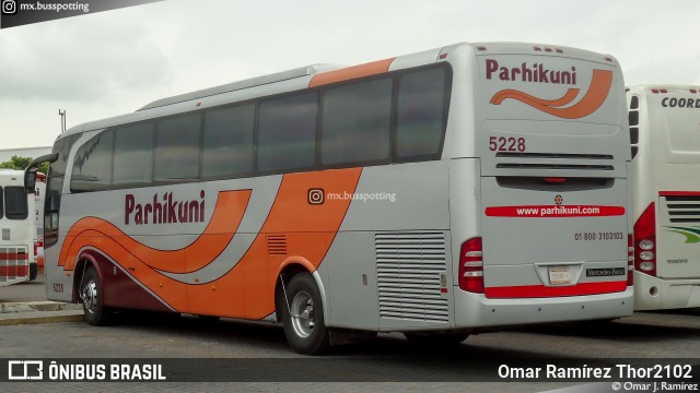 Destinos Parhíkuni 5228 na cidade de Morelia, Michoacán, México, por Omar Ramírez Thor2102. Número da foto: #12606385.