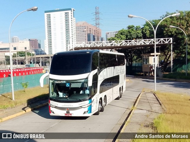 Auto Viação Catarinense 319324 na cidade de São Paulo, São Paulo, Brasil, por Andre Santos de Moraes. Número da foto: #12630322.