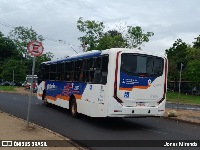 Transcorp 7582 na cidade de Ribeirão Preto, São Paulo, Brasil, por Jonas Miranda. Número da foto: #12630878.