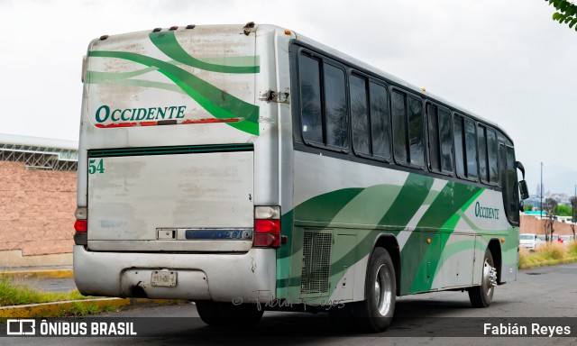 AdeO - Autobuses de Occidente 54 na cidade de Morelia, Michoacán, México, por Fabián Reyes. Número da foto: #12631880.