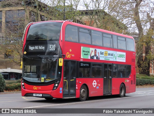 Metrobus EH326 na cidade de Bromley, Greater London, Inglaterra, por Fábio Takahashi Tanniguchi. Número da foto: #12633700.
