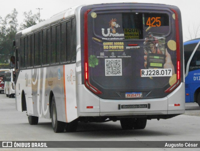 UniRio Transportes RJ 228.017 na cidade de Rio de Janeiro, Rio de Janeiro, Brasil, por Augusto César. Número da foto: #12633318.