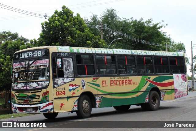 Empresa De Transporte Línea 98 El Escobero 024 na cidade de Caacupé, Cordillera, Paraguai, por José Paredes. Número da foto: #12634294.