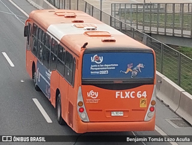 Voy Santiago FLXC64 na cidade de Cerrillos, Santiago, Metropolitana de Santiago, Chile, por Benjamín Tomás Lazo Acuña. Número da foto: #12632084.