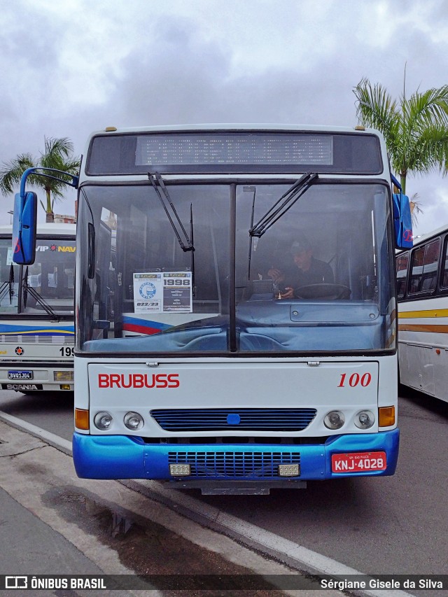 Brubuss Transportes 100 na cidade de Barueri, São Paulo, Brasil, por Sérgiane Gisele da Silva. Número da foto: #12632077.