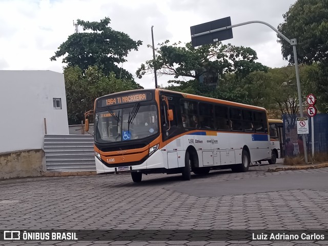 Itamaracá Transportes 1.698 na cidade de Recife, Pernambuco, Brasil, por Luiz Adriano Carlos. Número da foto: #12632322.