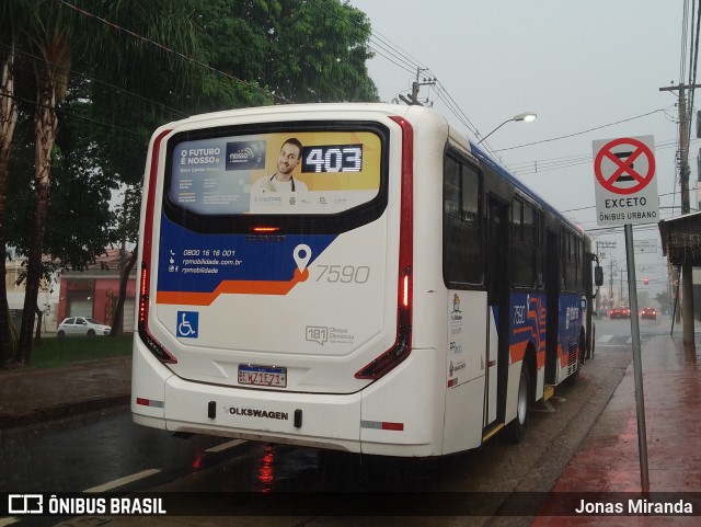 Transcorp 7590 na cidade de Ribeirão Preto, São Paulo, Brasil, por Jonas Miranda. Número da foto: #12639972.